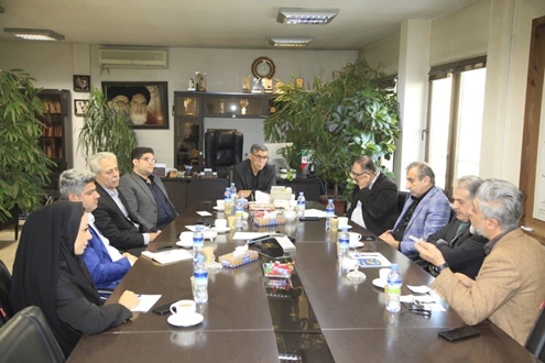 نشست مشترک مدیرعامل شرکت شهرک‌های صنعتی تهران با هیئت‌مدیره شرکت خدماتی شهرک صنعتی پرند برگزار شد