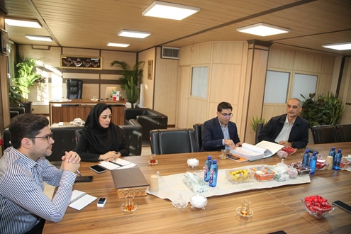 پیگیری موانع صدور مجوز شهرک صنعتی غیردولتی تخصصی کیف و کفش اسلامشهر